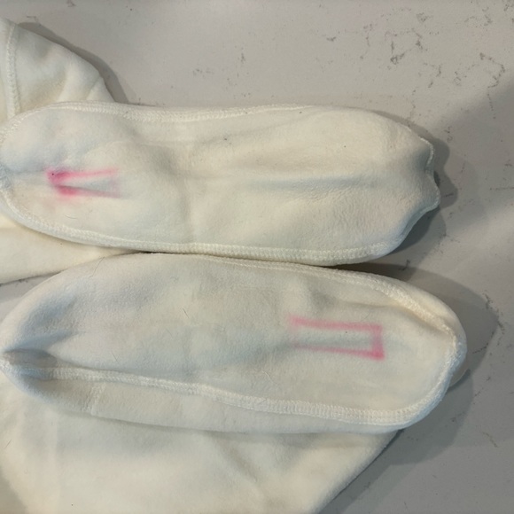 Size 8 hunter boots and a pair of black & a pair of white Hunter socks in Large - Picture 12 of 13